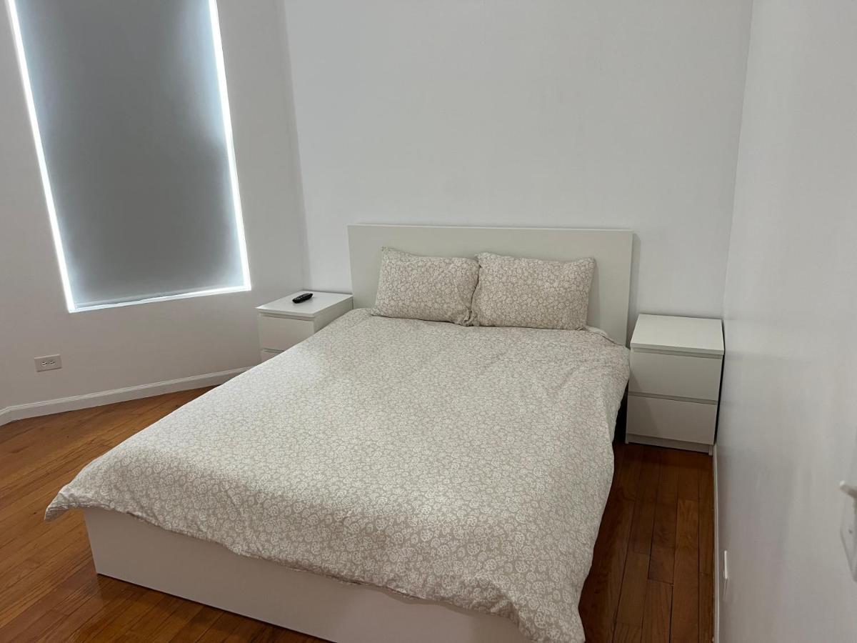 Adorable 2 Bedroom Apartment With Free Street Parking Σικάγο Εξωτερικό φωτογραφία